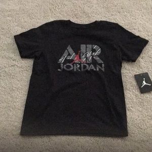 Air Jordan T-shirt brand new never worn
